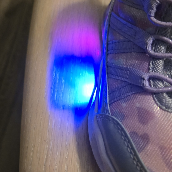 Skechers Heart Lights - Picture 9 of 10